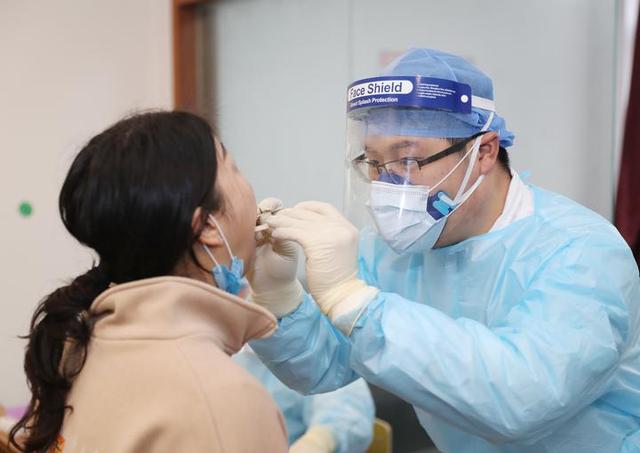 湖北鄂州一高三学生复学前核酸检测呈阳性