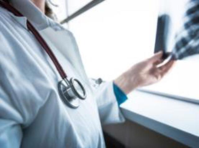 31省区市新增确诊13例，均为境外输入病例