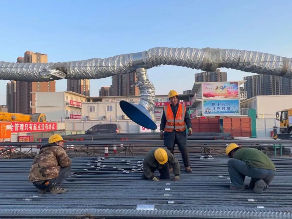 疫情下的留守工人：“挣了钱，全拿上回家”是他们最大的愿望