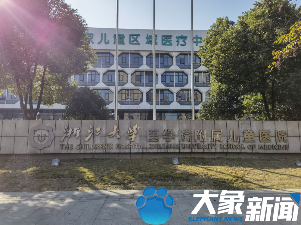 杭州被狗咬伤女孩并未确诊狂犬病 家属或将起诉当地疾控中心